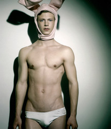 Cute Boys 001 5724deac72832.jpg