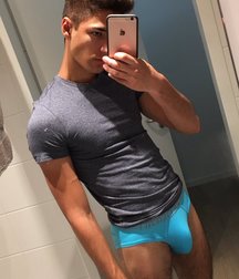 PENIS SELFIE  5b5e73a32a955.jpg