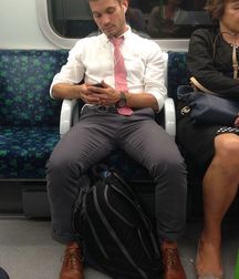 Gourmets in the subway ! 5b5e73da70a39.jpg