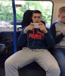 Gourmets in the subway ! 5b5e73e181d7c.jpg