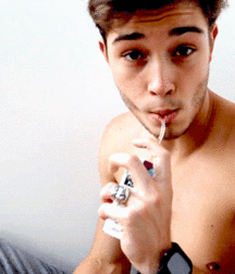 Guys 5cfe92b4bf99c.gif
