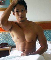 Cute Guys & Girly Things  5cfe96d9ca81d.jpg