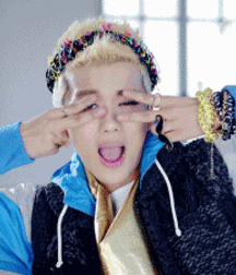 Celebritys 5cfe983f709ff.gif