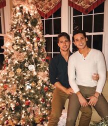 Xmas Boys - I wish you first Blessed Advent 5fc4049876008.jpg