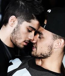 I wish for everyone a Merry Christmas ! Gay Tube 5fe65a39ce9c6.jpg