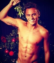 I wish for everyone a Merry Christmas ! Gay Tube 5fe65a88eb904.jpg