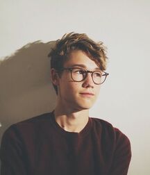 Cute guys in glasses twink tube faces 625c99665d38c.jpg