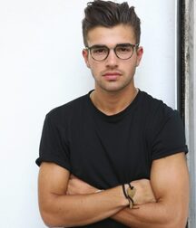 Cute guys in glasses twink tube faces 625c999e7a877.jpg
