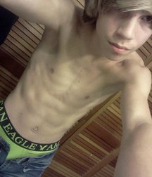 Just beauty non-nude non-porn 586756719f710.jpg