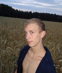 Christian - Wheatfield 5c1b4706e0a26.jpg