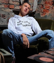 TBW Evan 2 5c0a12e323164.jpg
