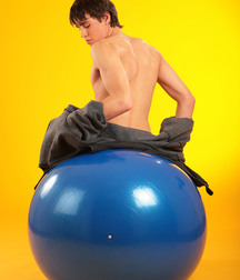 GTS Desmond 5c26a0461de4c.jpg