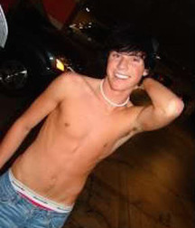 gay for play 571f958653e34.jpg