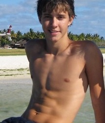 show-off boys 579bba5ad6a73.jpg