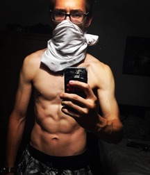 Boys, who makes me hard 5dee10fa4b18d.jpg