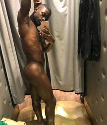 Boys, who makes me hard 5dee12c13fc25.jpg