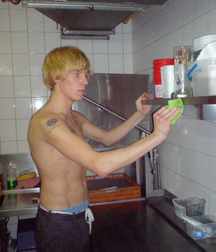 Boys, who makes me hard 5dee13434f566.jpg