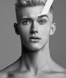 Boys, who makes me hard 5dee137548eb9.jpg