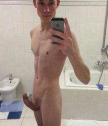 Trimmed and shaved boys 5a2b9b2ed4d66.jpg