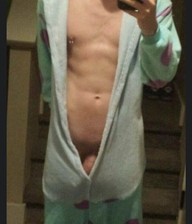 Hot abs and big dicks 5b74212e3ceec.jpeg