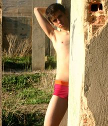 Solo twink 13 57f3a41f62b3d.jpg