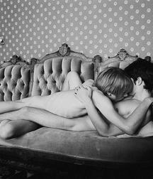 At first (1suite) 5b85afee448e9.jpg