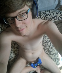 gaymer 59725f5209aff.jpg