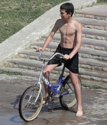 Russenboys beim Baden 593b01be72353.jpg