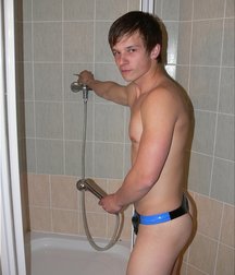 Boys with string 59ae6fe92b524.jpg
