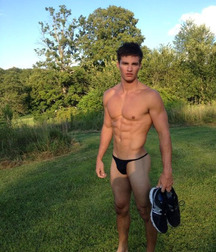 Boys with string 59ae7159b4848.jpg