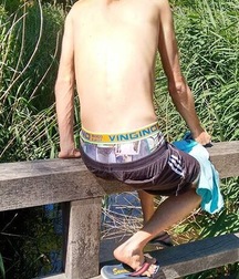 sexy Lukas 5a6267b35a39f.jpg