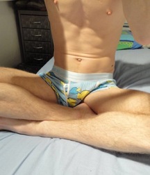 sexy Lukas 5a6267d5e2933.jpg