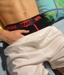 sexy Lukas 5a626883ea3ff.jpg