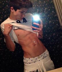 Simply Cute Boys (No Nudity) 618e42e46d9cb.jpg