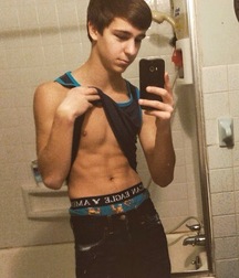 Simply Cute Boys (No Nudity) 618e43be1c4b2.jpg