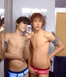 Simply Cute Boys (No Nudity) 618e43c52b654.jpg