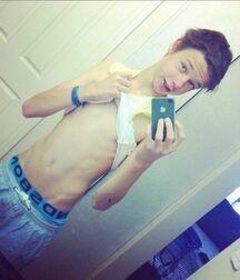 Simply Cute Boys (No Nudity) 618e43c8bac27.jpg