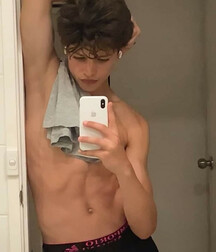Simply Cute Boys (No Nudity) 618e44876dd8b.jpg