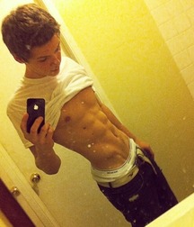 Simply Cute Boys (No Nudity) 618e448aeb5f9.jpg
