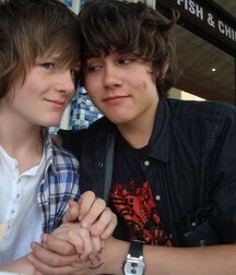 Boys Friendship - Cute And Sexy 61939a8cd0ff3.jpg