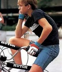 Shirtless Jeans Boys (No Nudity) 61976f978394c.jpg