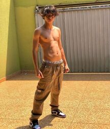 Fresh Twinks Shirtless Mix (No Nudity) 619cbf5d0669c.jpg