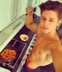 Fresh Twinks Shirtless Mix (No Nudity) 619cbfbb5dc93.jpg