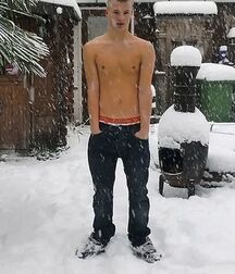 Naughty Boys In Winter 61a327d9431e2.jpg