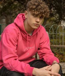 Curly Haired Boys Mix Twink Tube 61d1f5877c3ff.jpg