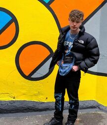 Curly Haired Boys Mix Twink Tube 61d1f58a5e34a.jpg