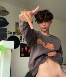 Curly Haired Boys Mix Twink Tube 61d1f68d9da7d.jpg