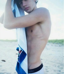 Towels Twink Sporty Tube Boys 622f7ddbb6c2b.jpg