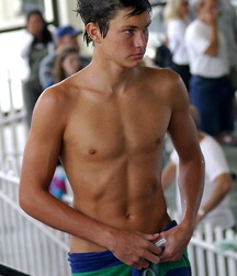 Towels Twink Sporty Tube Boys 622f80cccf67f.jpg