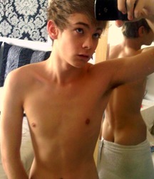 Towels Twink Sporty Tube Boys 622f80e65f5d5.jpg